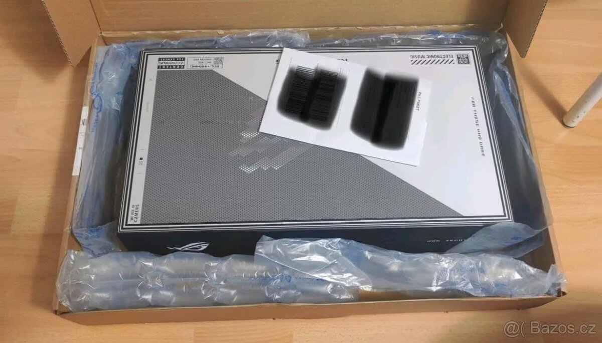 ASUS ROG Zephyrus G14 (2022) – výborný stav