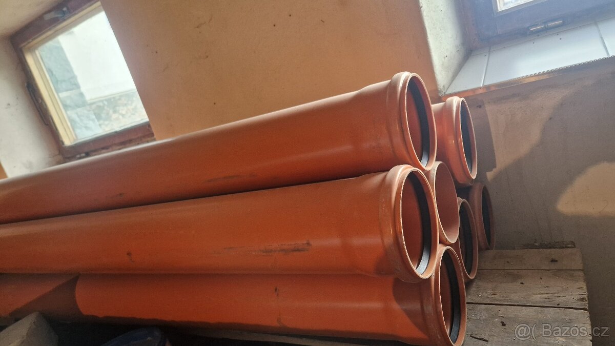Zátěžové odpadní trubky KG 125 SN8 2 m a kolena
