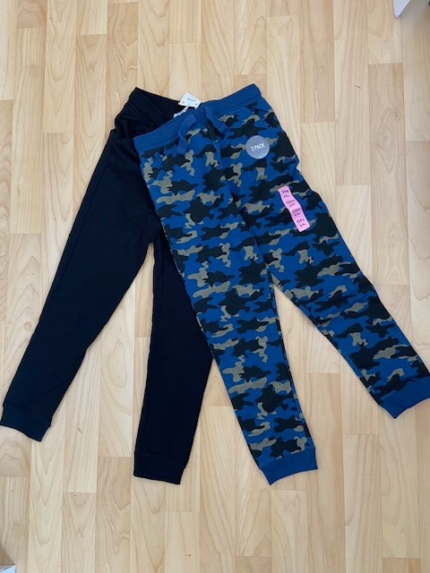 2x chlapecké tepláčky, vel.134, zn.Sinsay, NOVÉ