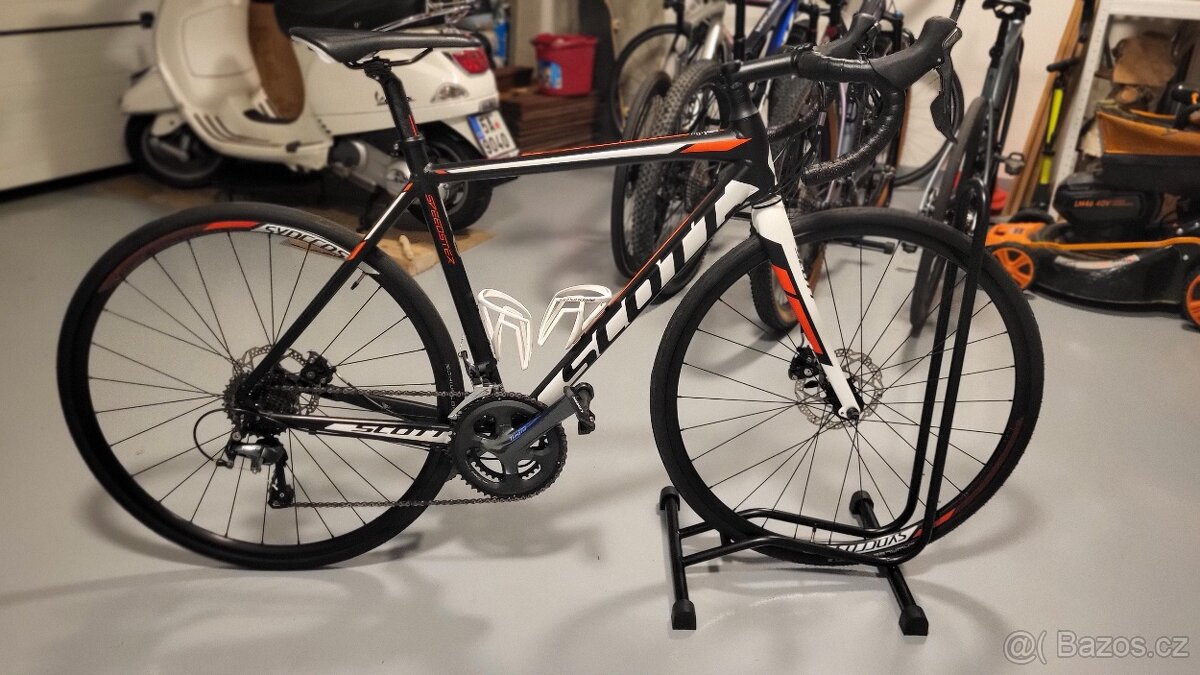 Silnoiční kolo SCOTT SPEEDSTER