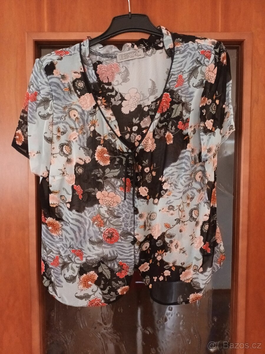 Dámská halenka vel.44