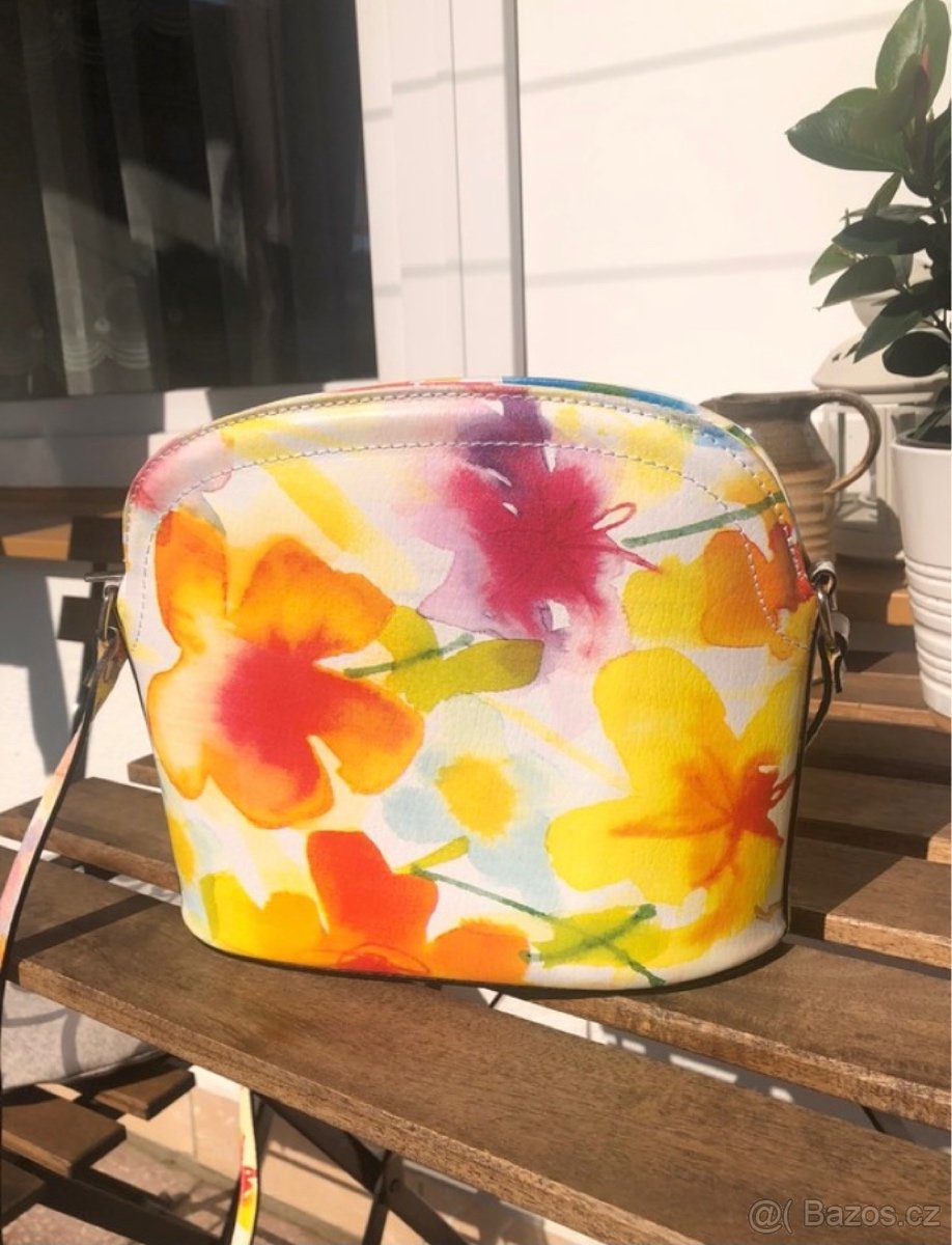 Kožená crossbody kabelka