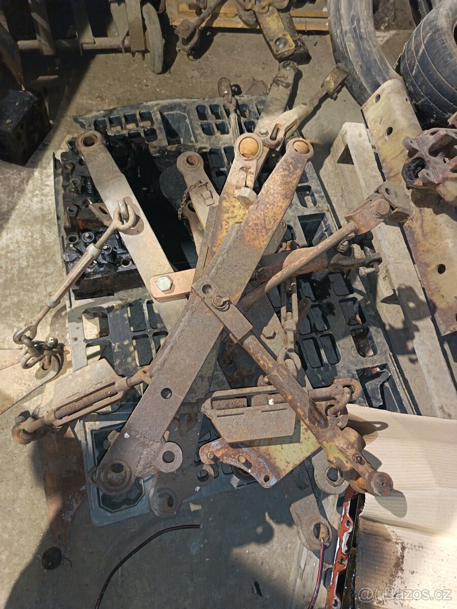 Ramena hydrauliky Zetor