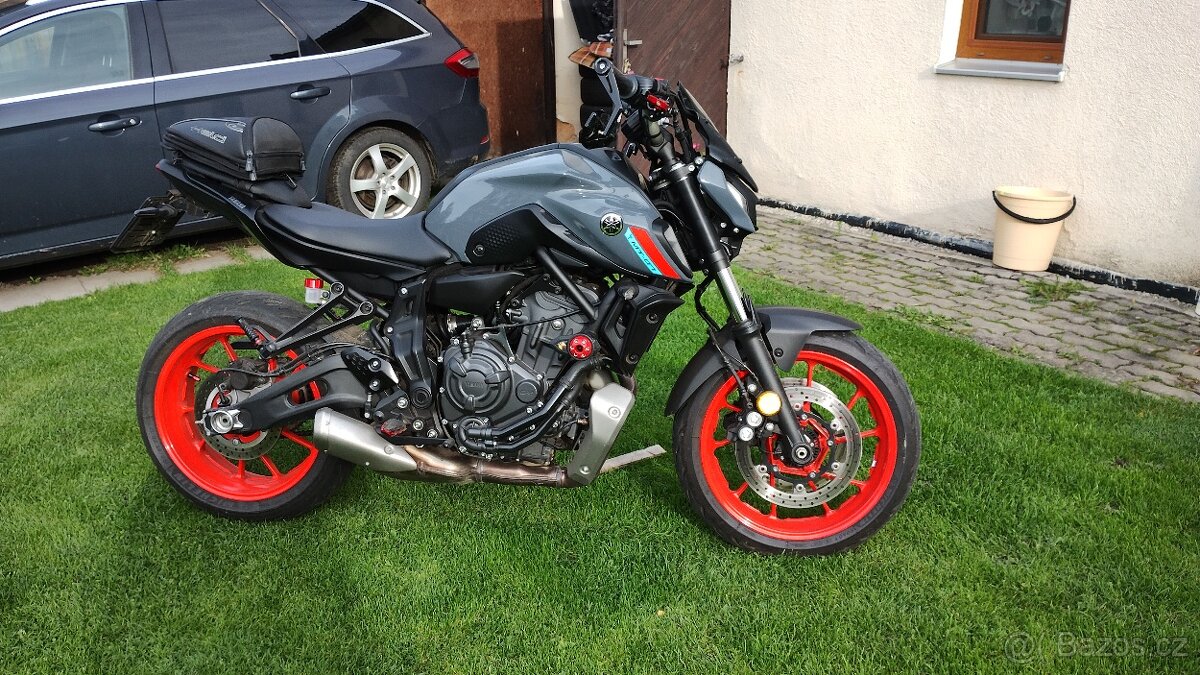 Yamaha mt07