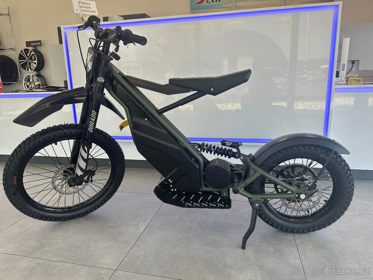 KUBERG RANGER  14 kW, DOUBLE BATTERY 48AH MILITARY