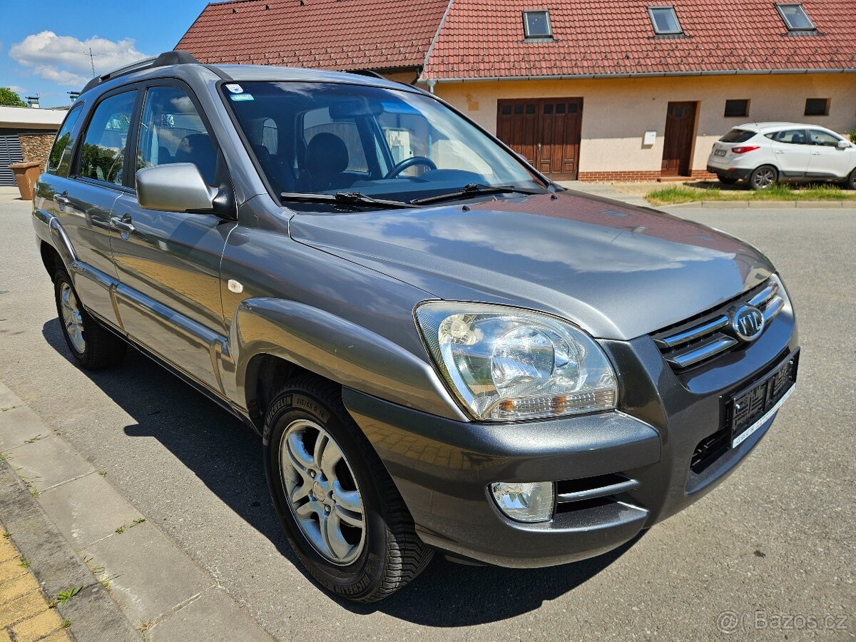 KIA SPORTAGE 2,0CRDI, 4X4,TOP STAV BEZ KOROZE