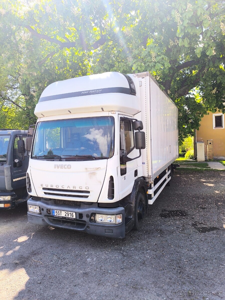 Nákladní automobil Iveco 120 E24 s čelem