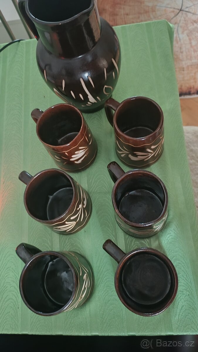 Třebechovické půllitry a džbán na pivo