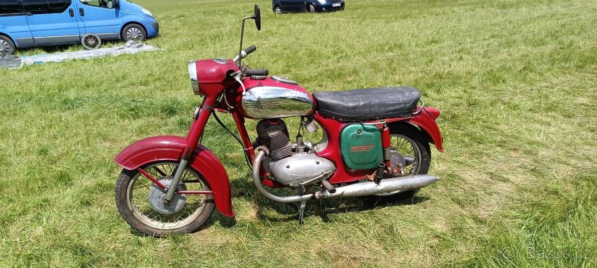 Prodám Jawa 250/353 kývačka