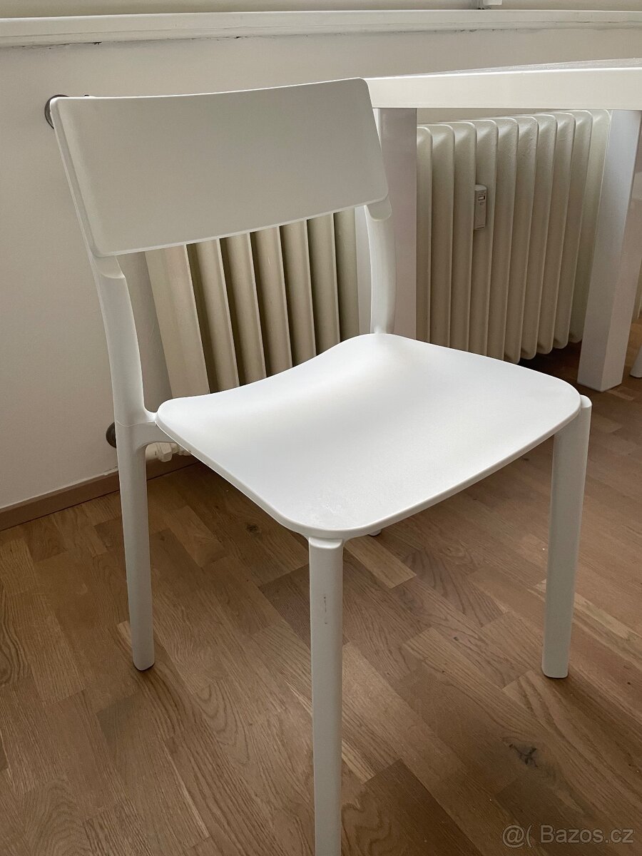 Jídelní židle (2x)
