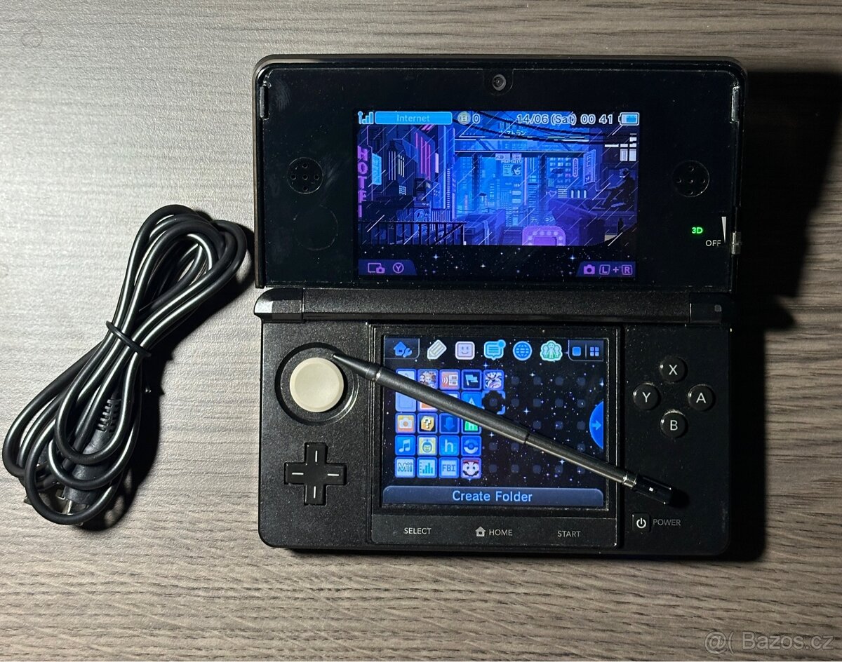 Nintendo 3DS + homebrew hack a 64GB paměťová karta