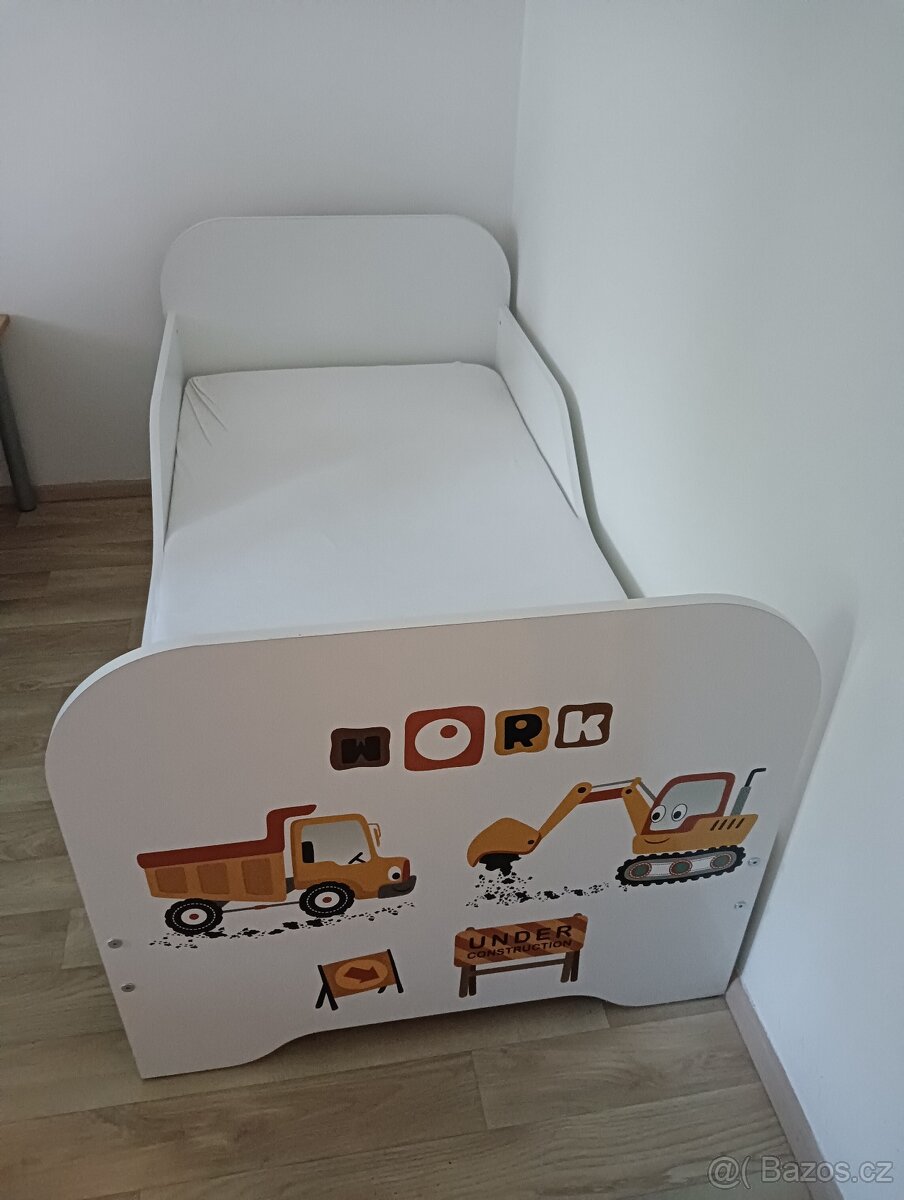 Dětská postel pro chlapečka