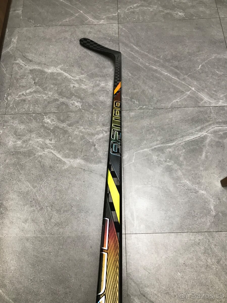 Hokejka bauer nexus tracer , na míru pro hráče,p92,77flex