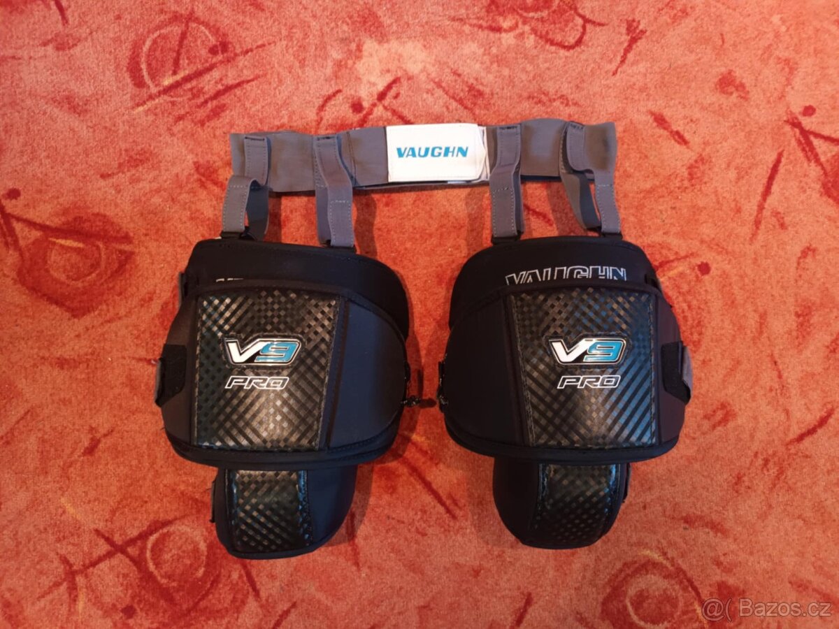 Brankářské kolenní chrániče /chrániče kolen VAUGHN VE9 pro