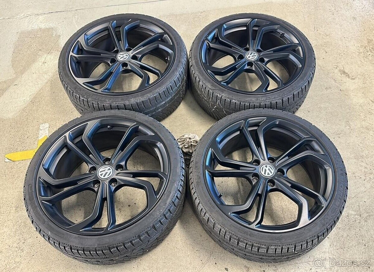 Zimní kola VW Golf 7 Reifnitz 19 palců Michelin