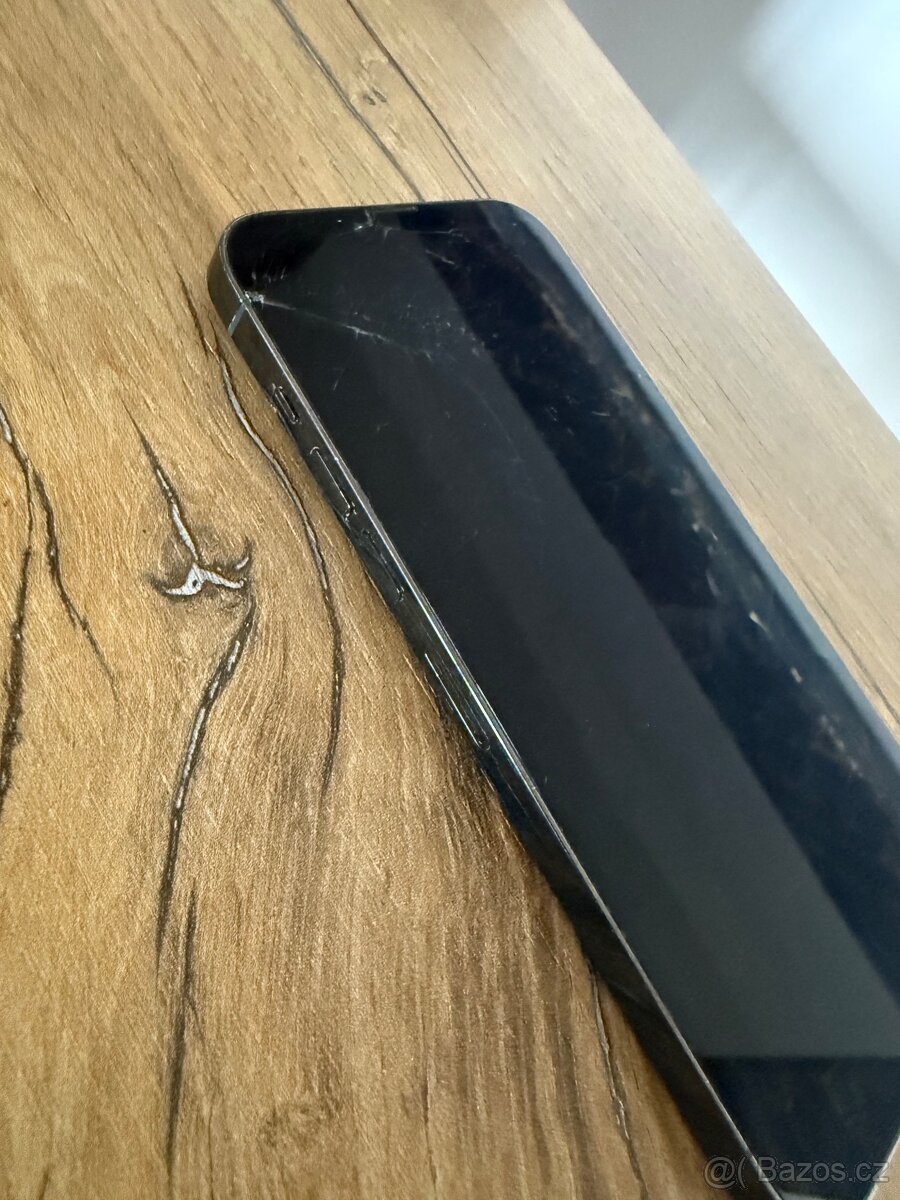 iphone 13pro Max - zeleny
