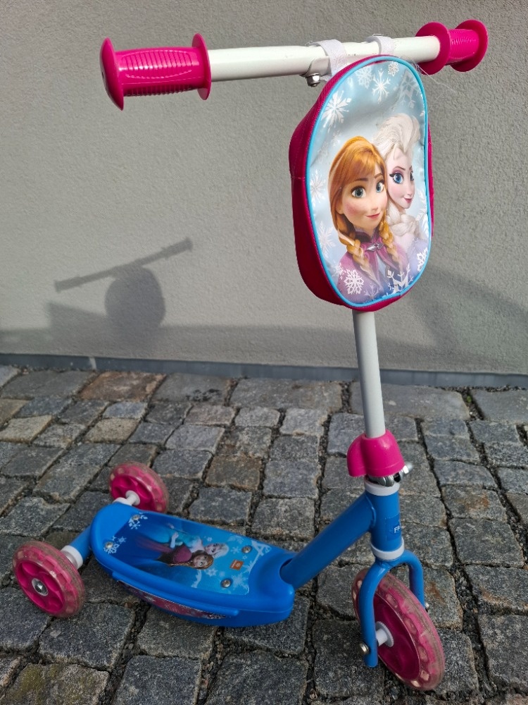 Tříkolová koloběžka
