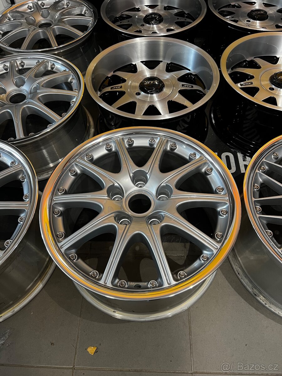 Porsche 911/996 r18