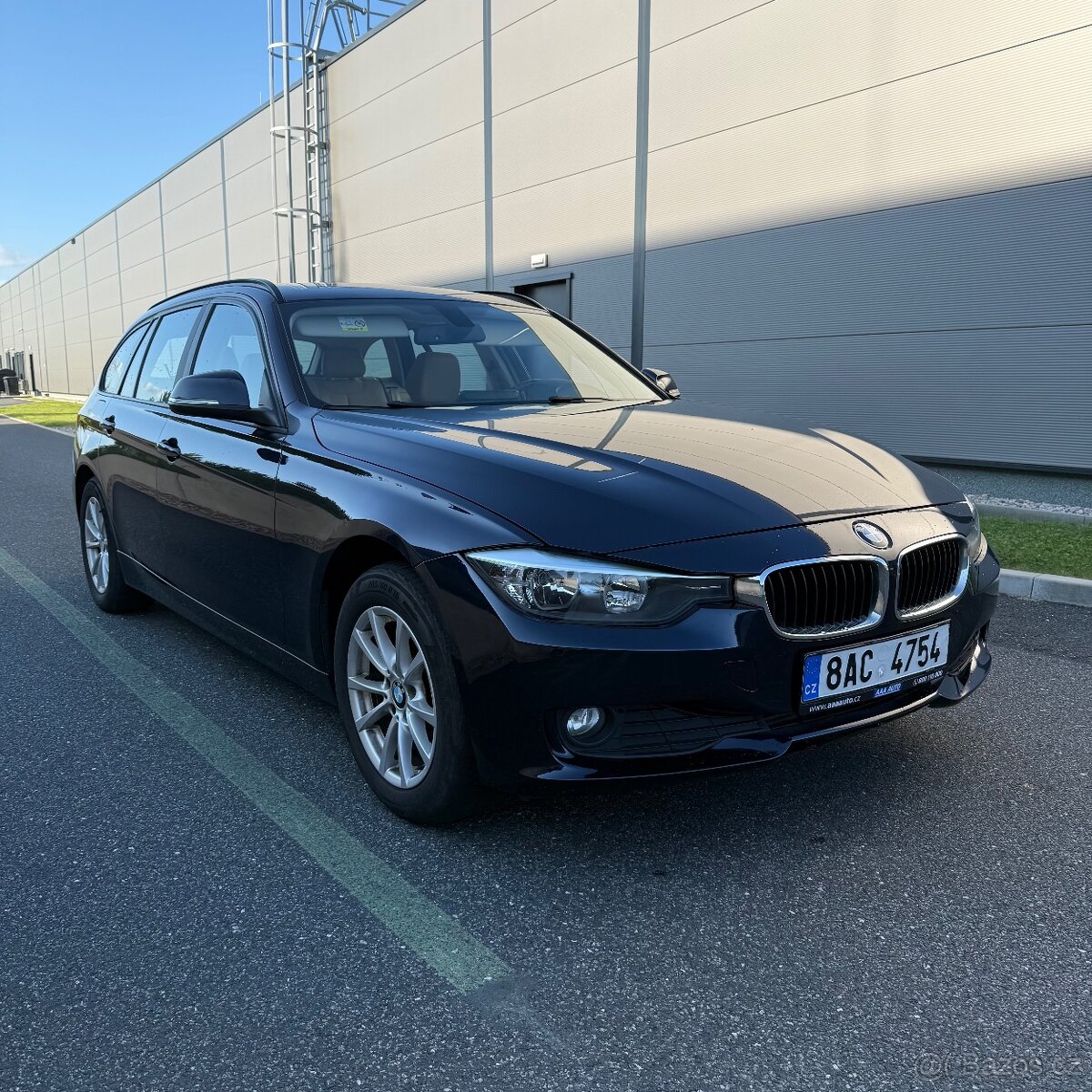 BMW F31 320D NÍZKÝ NÁJEZD, AUTOMAT, KŮŽE