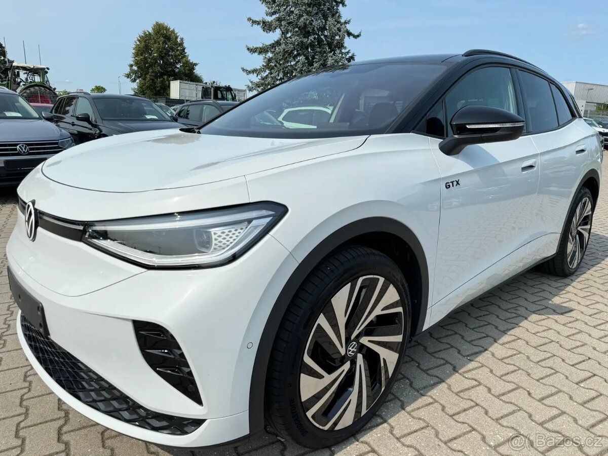 VW ID.4 2024 GTX 250kw 4x4,tažné,pano,TČ,matrix,kamera,head