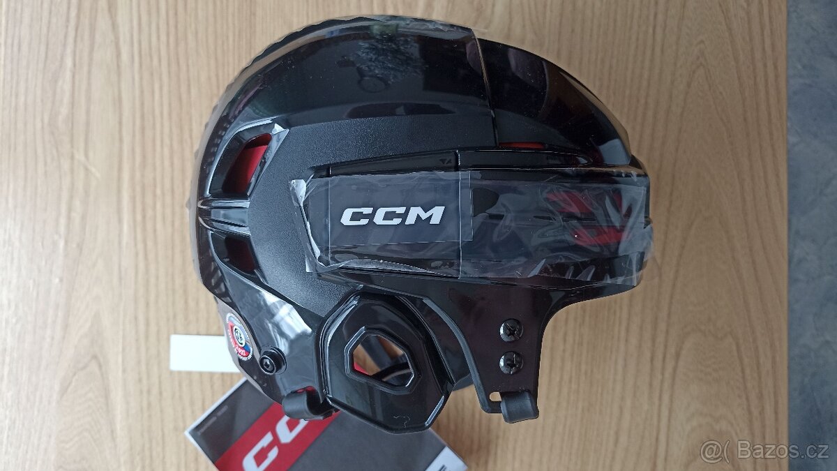 Hokejová helma CCM TACKS 70
