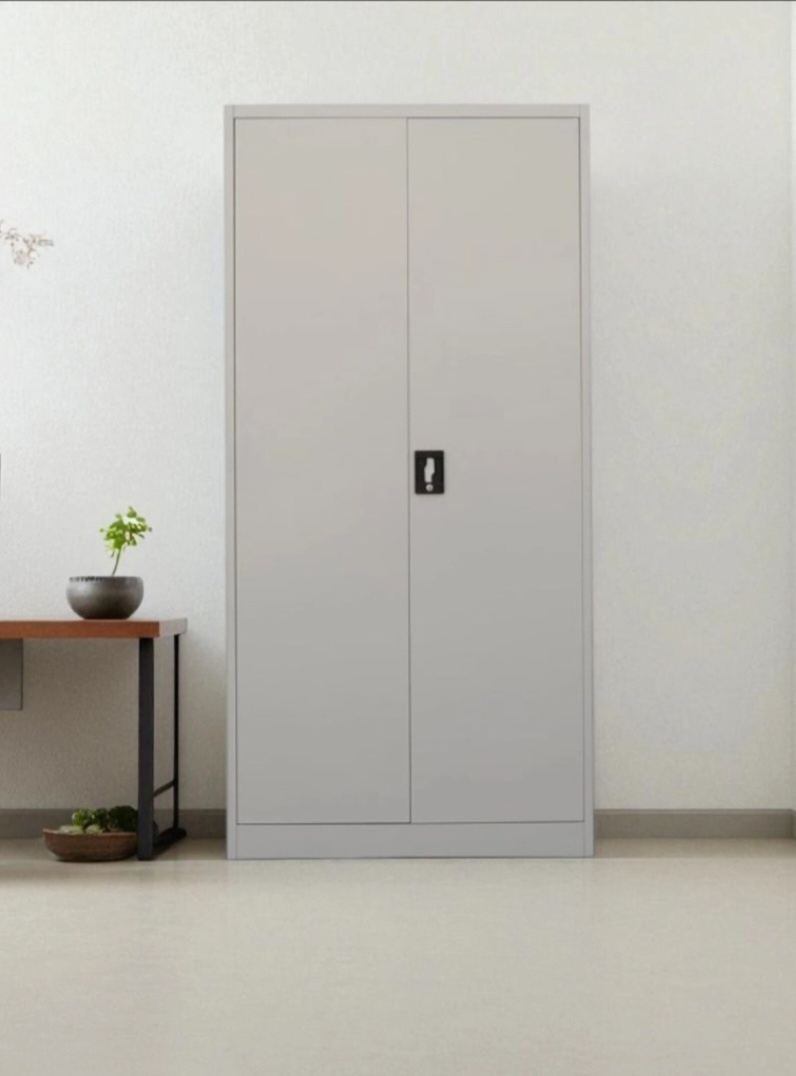 Plechová skříň do kanceláře