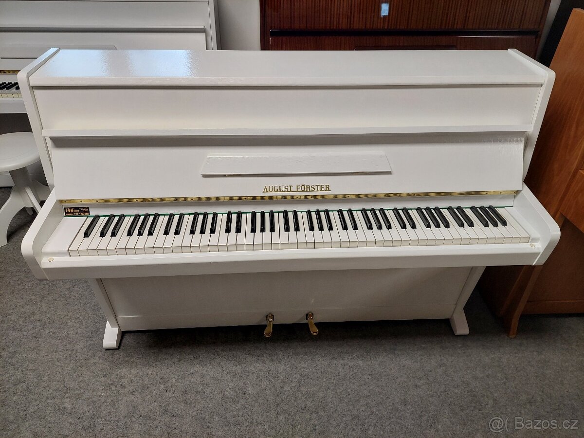 pianino bílý lak - prodej nebo možnost zapůjčení, Lanškroun