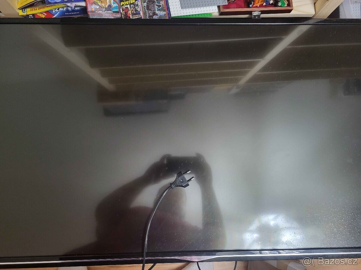 Televize GoGEN TVU 43S298 STWEB černá 108c 4K Ultra HD Smart