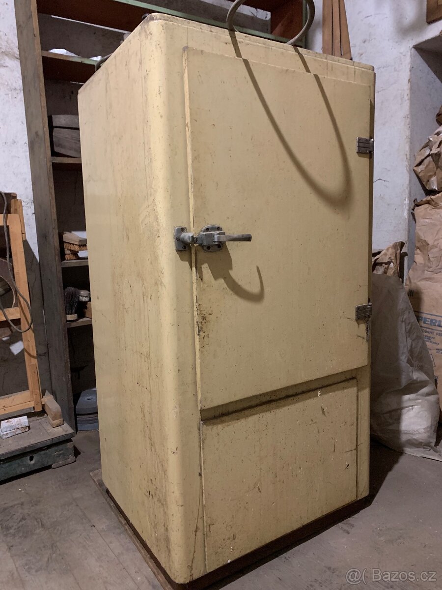 Historická lednička 1930–1950