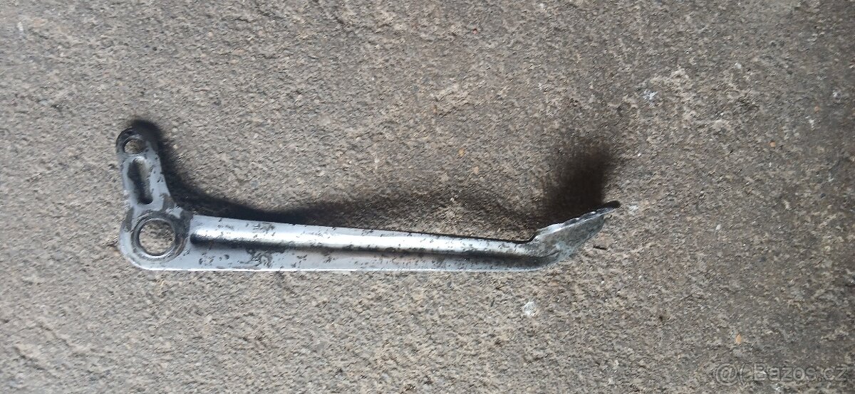 Páka brzdy Jawa 550 pařez