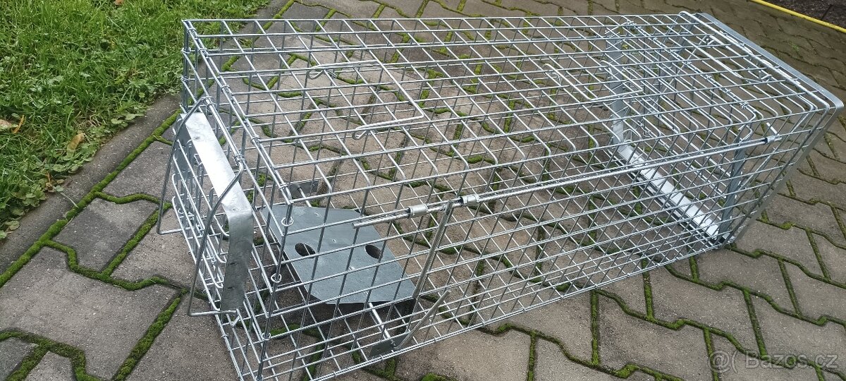 Past, sklopec na škodnou