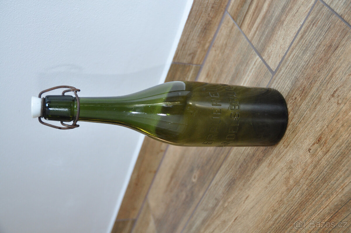 Stará pivní lahev