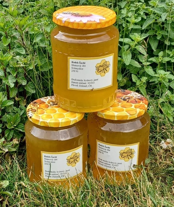 Včelí med