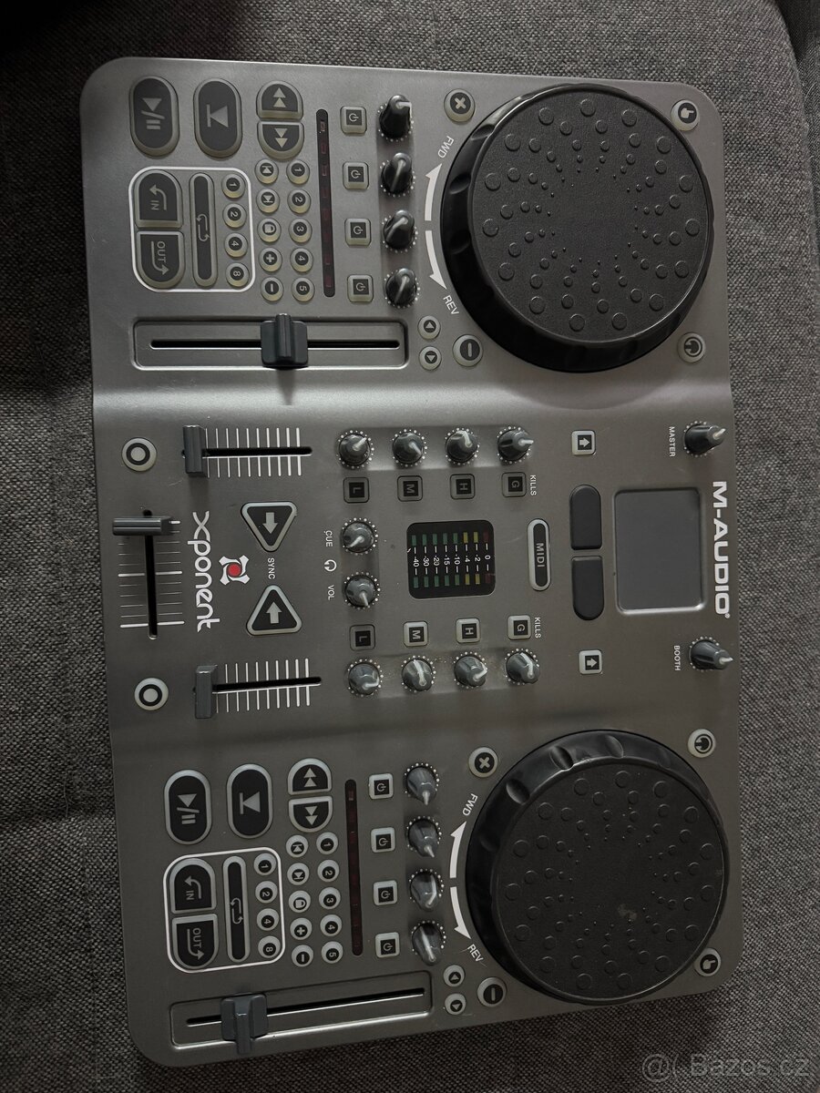 M‑Audio Xponent – DJ kontroler