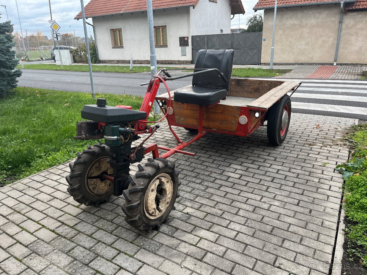 Malotraktor VARI + valník zdarma