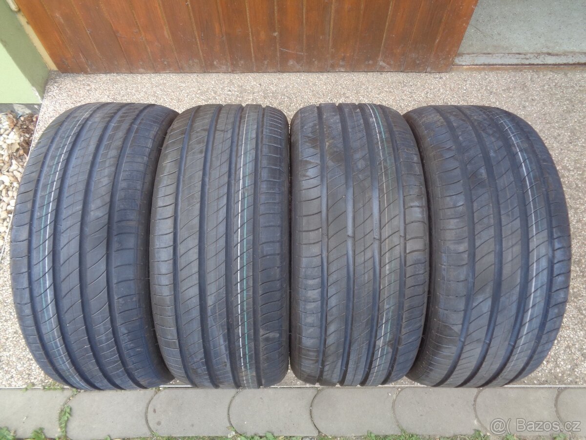 Letni pneu 235/40/18 Michelin - NOVÉ