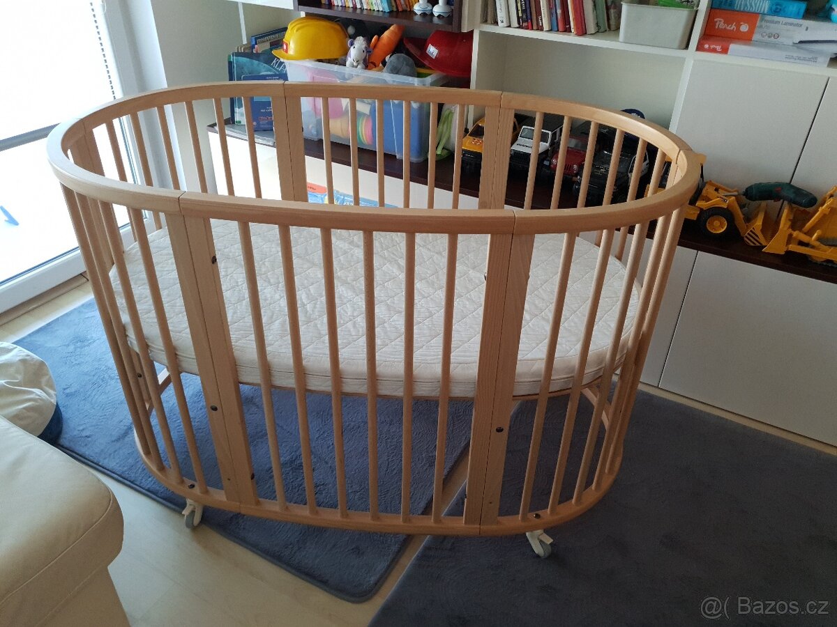 Stokke Sleepi Bed (standardní verze) – Natural + matrace