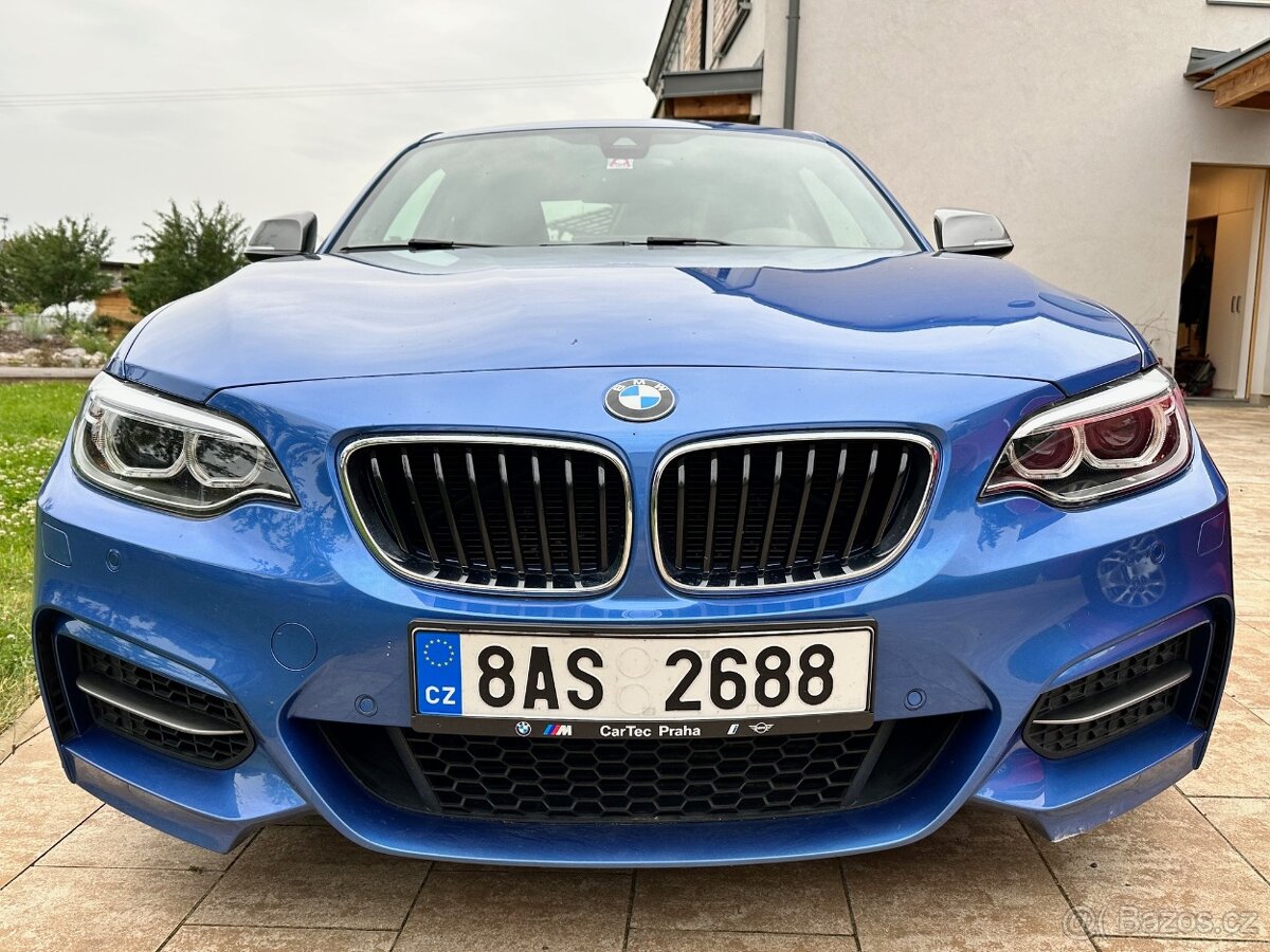M235i F22 manuál, 430 koní, 1. maj.