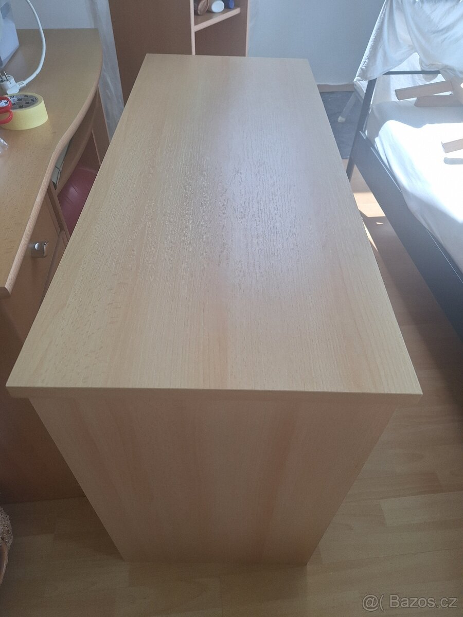 Prodam stolek pod PC