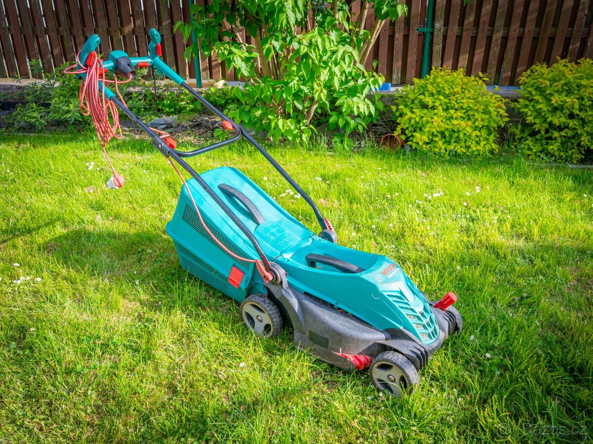 Elektrická sekačka Bosch Rotak 37