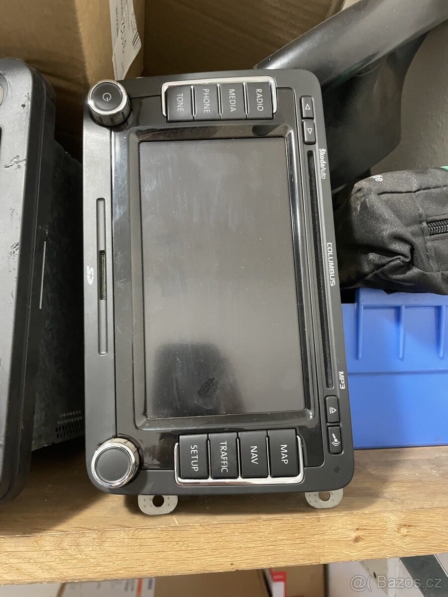 Prodám rádio RNS 510