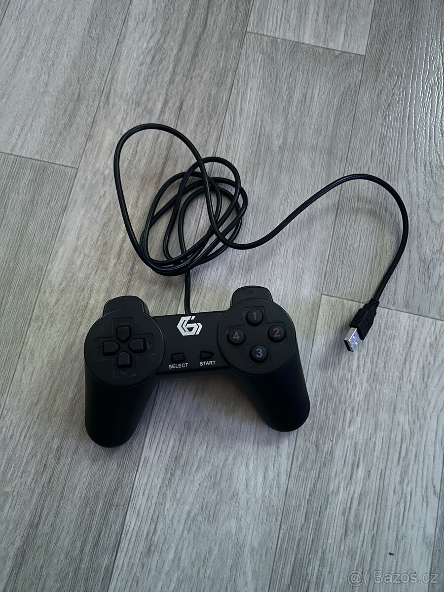 Drátový USB gamepad ovladač pro PC