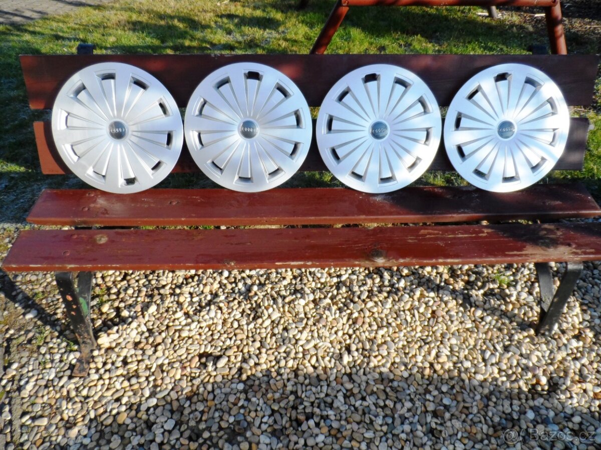 Poklice Originál Audi Velikost16
