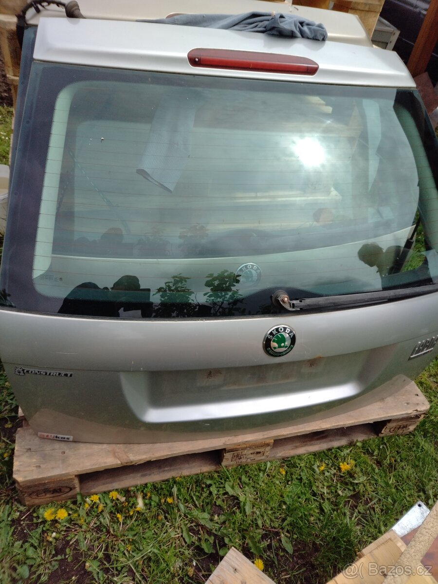 Fabia kombi dveře kufru