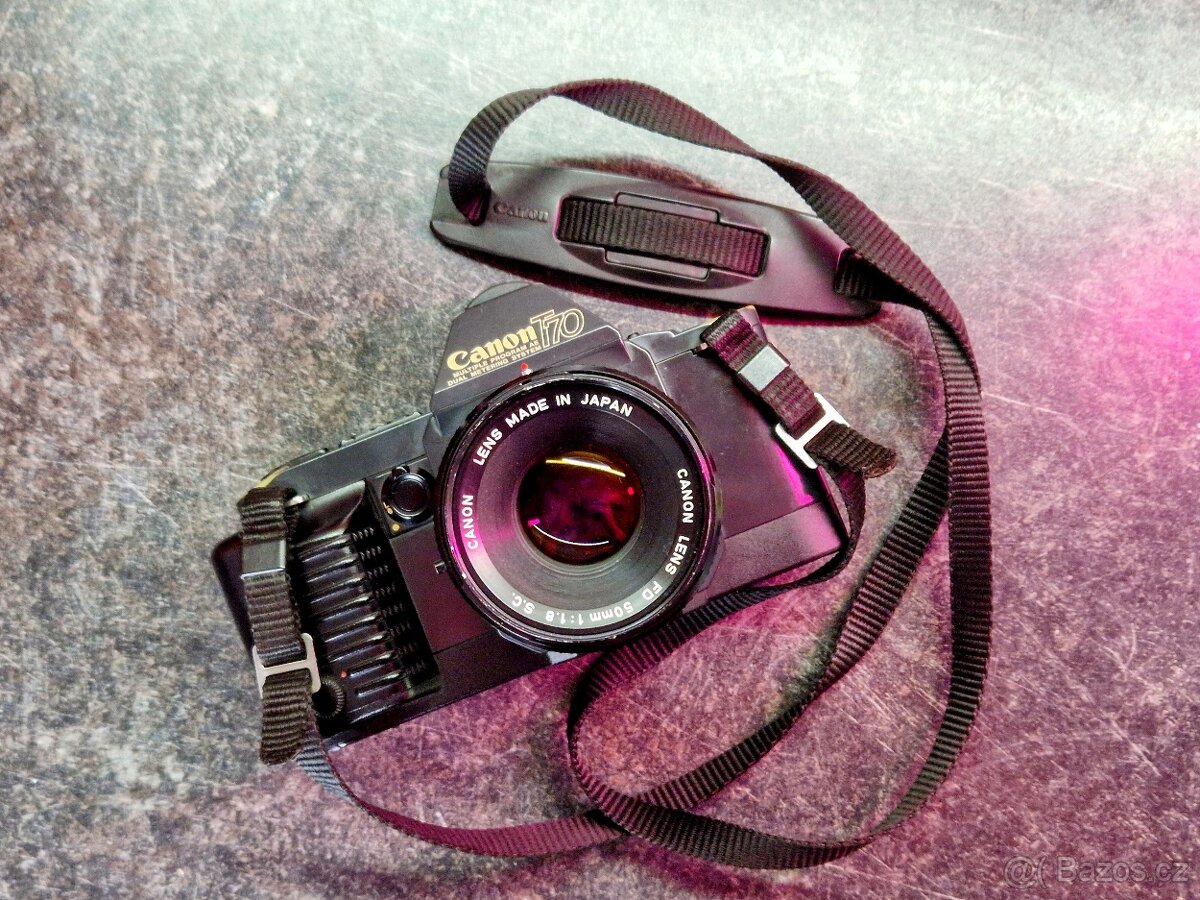 Zrcadlovka Canon T70 a objektiv Canon FD 50 1.8 S.C.