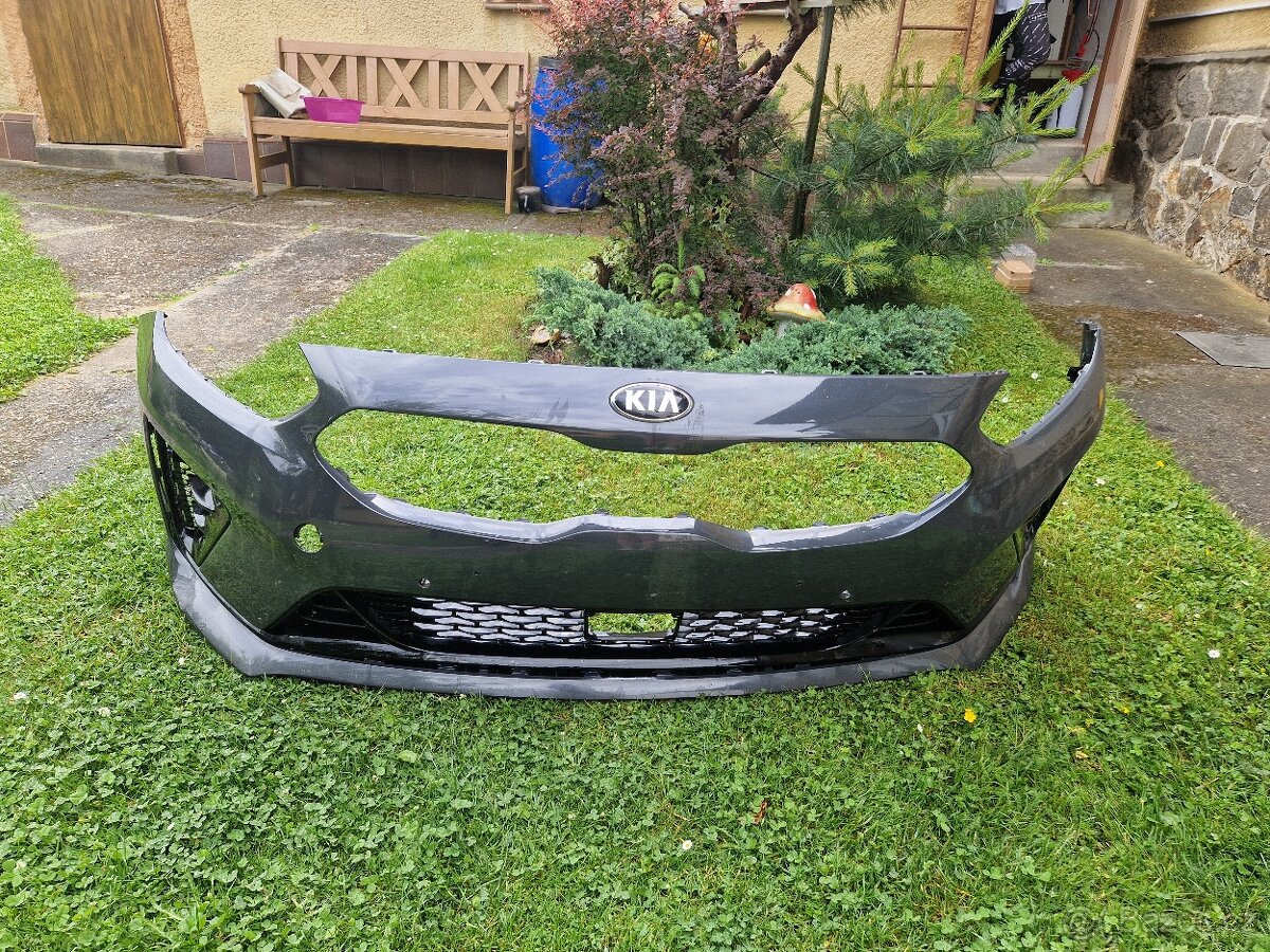 Nárazník kia ceed III gt