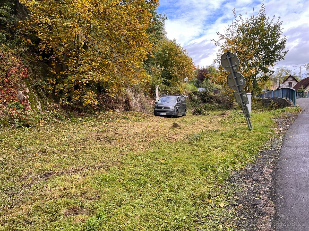 Super parcela v obci Kabáty-Žampach 3147 m2