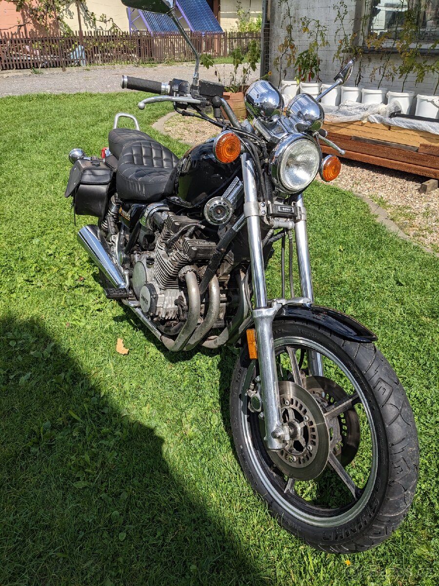 Yamaha XJ 700 Maxim