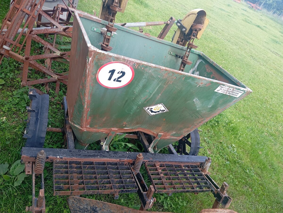 Sazeč brambor