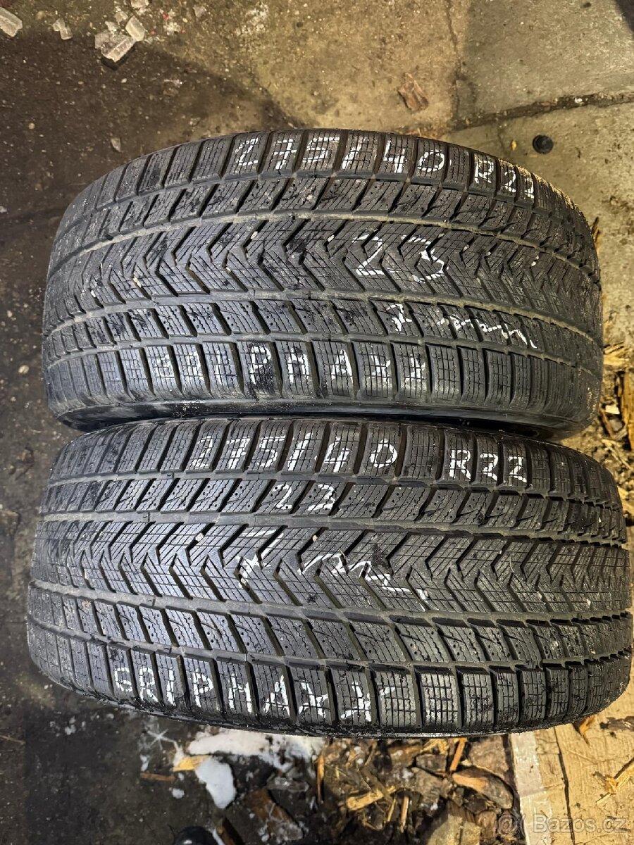 275/40 r22 GripMax.